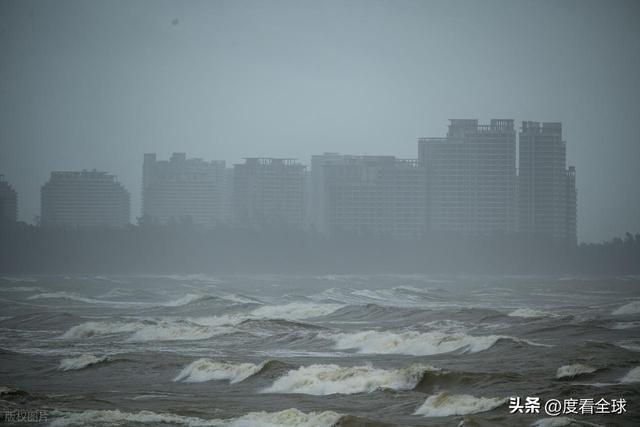 今夜登陆越南！海南暴雨狂风肆虐防护指南速存j9九游会真人第一品牌台风 “博罗依”(图9)